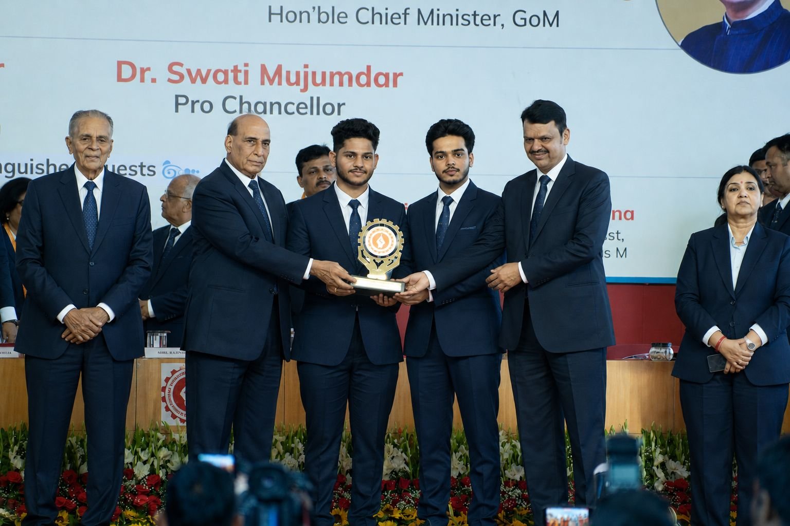 Formium Alliance receiving the Atmanirbhar Bharat Award 2025